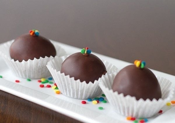 Chocolate Covered Funfetti Cake Balls ? How To Bake Cake ...