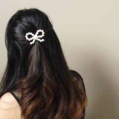 Delicate Pearl Bow Hair Ornaments