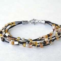 Bracelet Making Patterns Easy Diy Bracelets Out Of Leather Cord And Seed Beads