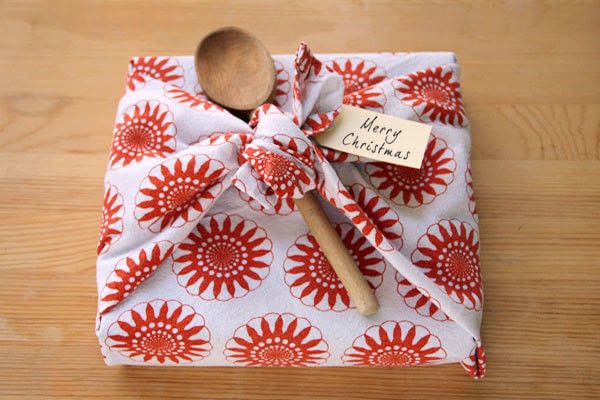 Dish Cloth Gift Wrapping How To Make Gift Wrap Other On Cut Out Keep