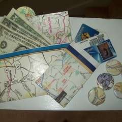 Money Purse And Id Holder With Matching Buttons