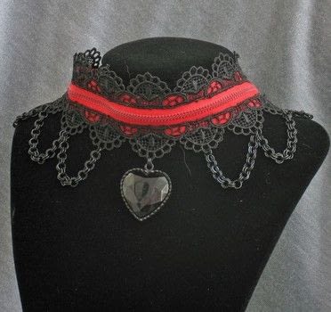 Completed Project: Lolligoth Zipper Collar Picture #1