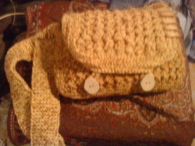 Over 200 Free Knitted Bags, Purses and Totes Knitting Patterns