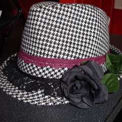Gothic Trilby : )