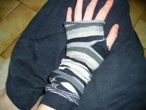 Fingerless Gloves (With Old Socks)