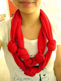 Diy: Knotted Double Layered Scarf From Xl Men's Tee