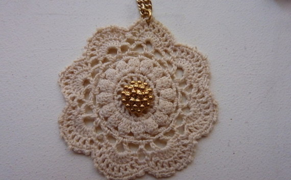 Old Gold Lace Necklace