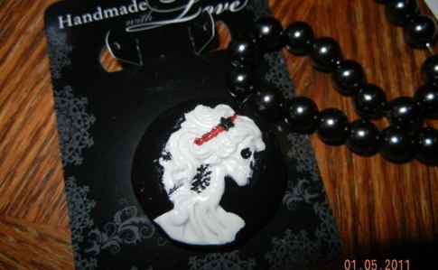 Gothic Lady Cameo Jewelry