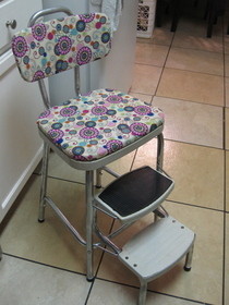 Cutesy Cosco Stepstool