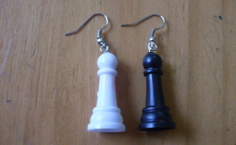 Pawn Dangles