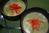 Pesto Tortellini Soup *Vegetarian* 