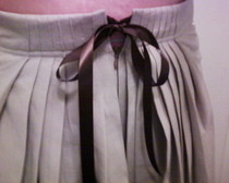 Patternless Pleated Skirt