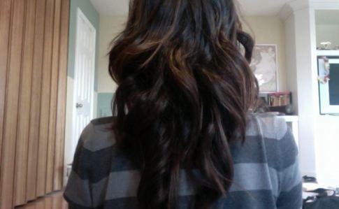 Long Curls Using Wand