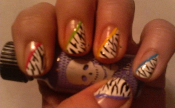  Zebra With Some Color (Nail Art)