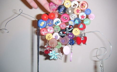 Button Jewellery Display
