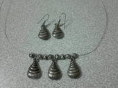 Oyster Wire Necklace And Earrings Set