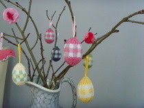 Knitted Gingham Easter Egg Decoration