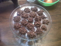 Frogs (Peanut Choco Crunchies)