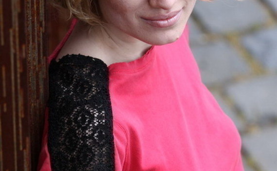 T Shirt With Lace