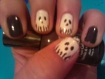 Skull Nail Art