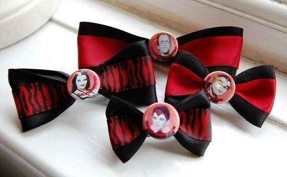 The Munsters Bows