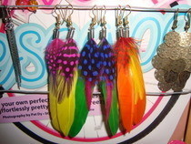 How To Make A Very Easy Feather Earrings