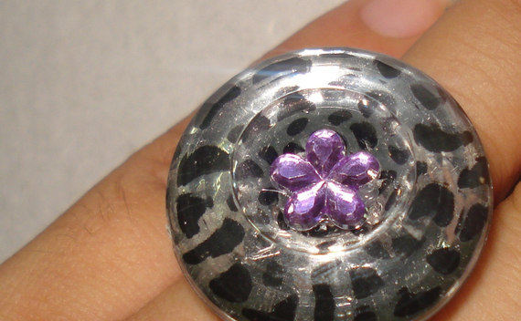 Button Ring