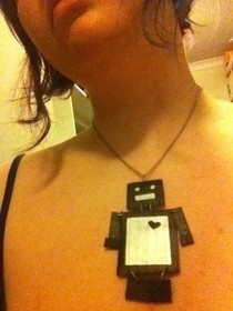 Easy Robot Necklace :D