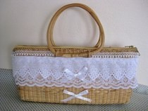 Diy: Refashioned Straw Bag