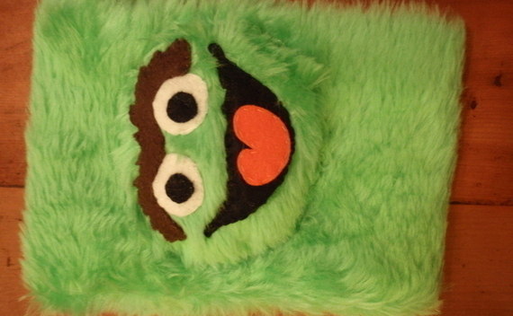 Elmo And Grouch Pouch!