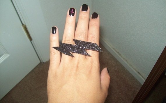 Glitter Lightning Bolt Ring And Earrings