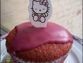 Hello Kitty Cup Cake