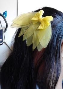 Plastic Leaf Hair Clip