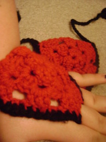 Hand Thong