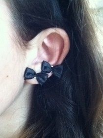 Bow Earring