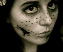 Halloween Make Up Tutorial: Horror Dolly