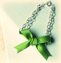 Easy Ettika Bow Bracelet
