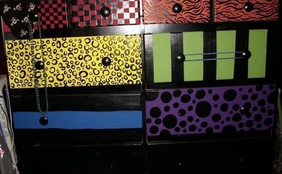 Rainbow Dresser