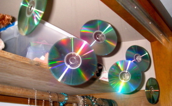 Hanging Cd's(: