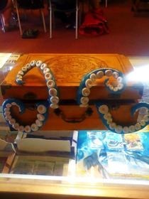 Tentacle Box
