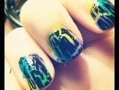 Multicolored Crackle Nails 