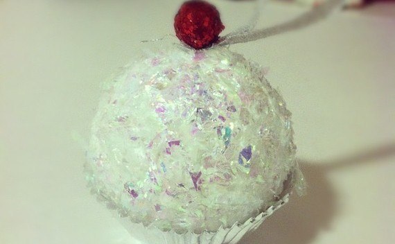 Cupcake Ornament