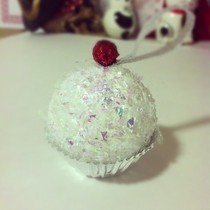 Cupcake Ornament