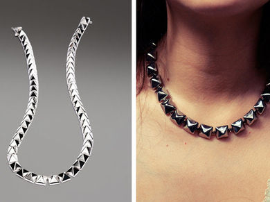 Tab_full_pyramid_stud_choker_1323902488