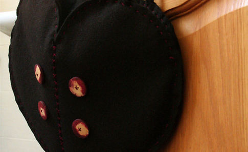 Cute As A Button Heart Bag