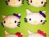 Small_hello_kitty_clippies