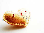 Medium_heartpastryplush1