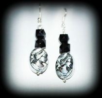 Gothic Cameo