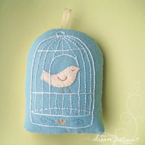 Birdcage Pillow (And Transferring Patterns To Felt)