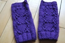 Heart Handwarmers Knitting Pattern